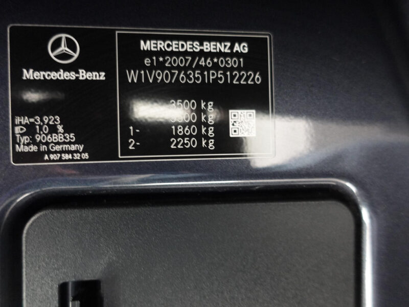 Mercedes-Benz Sprinter
